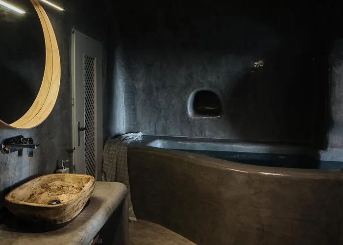 Aetheria Foinikia (Santorini)