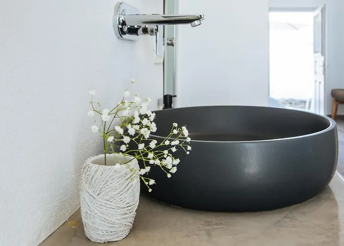 Aetheria Апарт-отель Foinikia (Santorini)