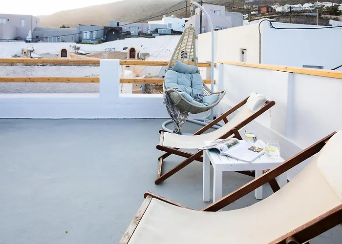 Апарт-отель Aetheria Foinikia (Santorini)