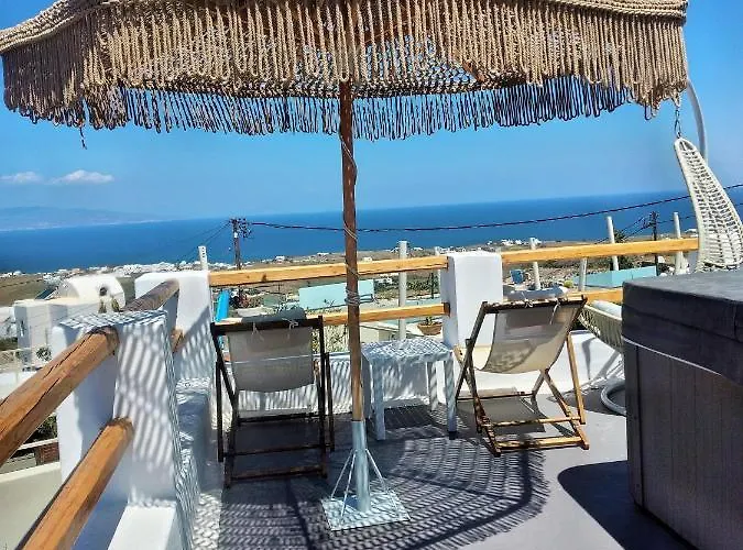 Апарт-отель Aetheria Foinikia (Santorini)