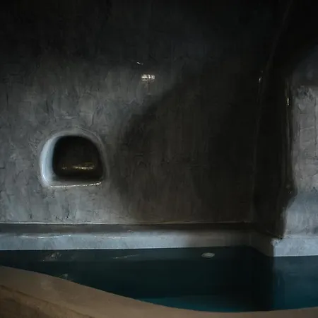 Apart-hotel Aetheria 3*