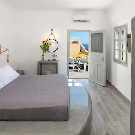 Aetheria Aparthotel Foinikiá