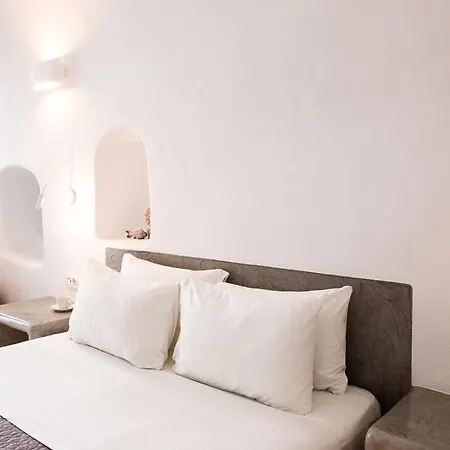 Aetheria Aparthotel 3*